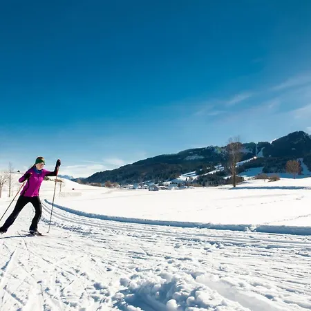 Apartmán Armonie Im Allgaeu - Tischfussball & Dart, Grosser Suedbalkon, Gratis Erlebnisse Mit Koenigscard Nesselwang